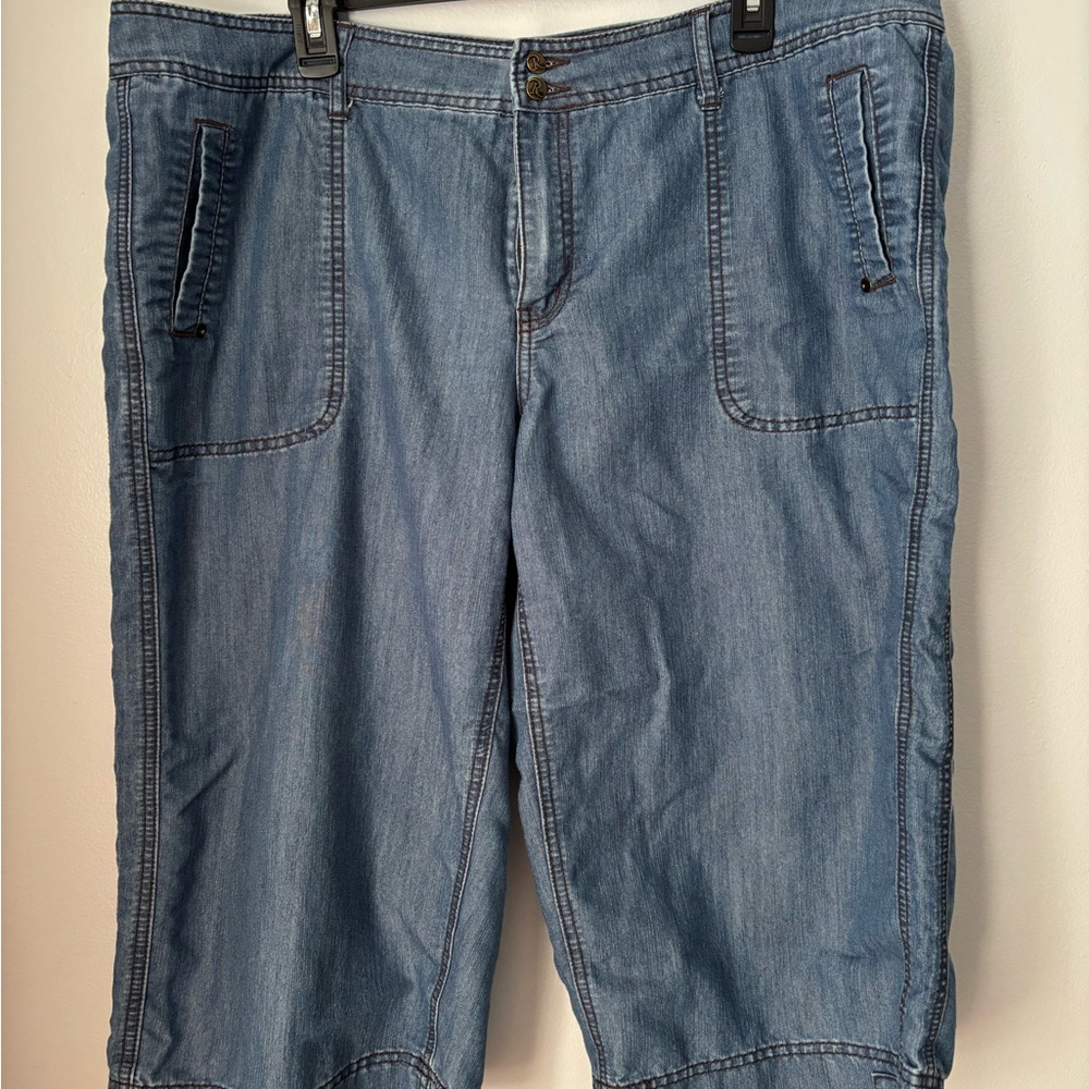Roaman's Casual wide Leg Denim capri size 20
